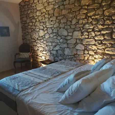 Hébergement de vacances Pie Des Ayrolis Eyroles